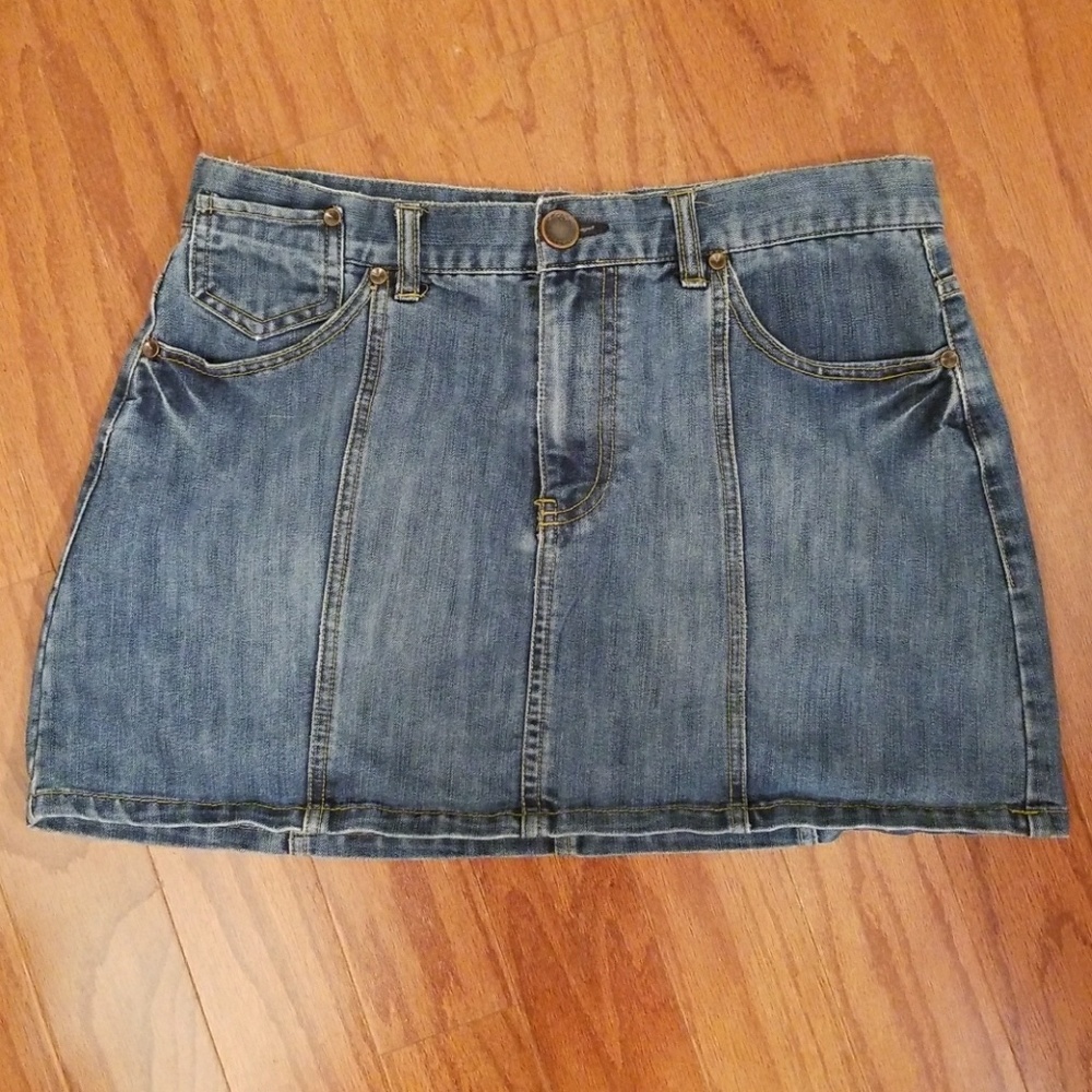 Austin Clothing Co denim skirt
